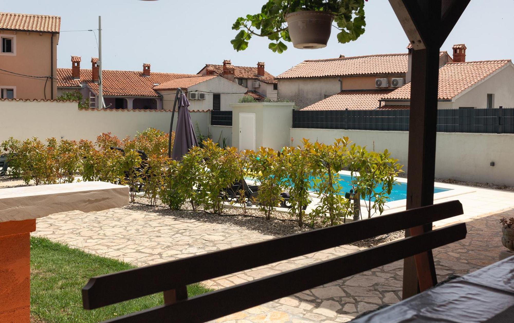 Holiday Home Volta Rakalj Kültér fotó