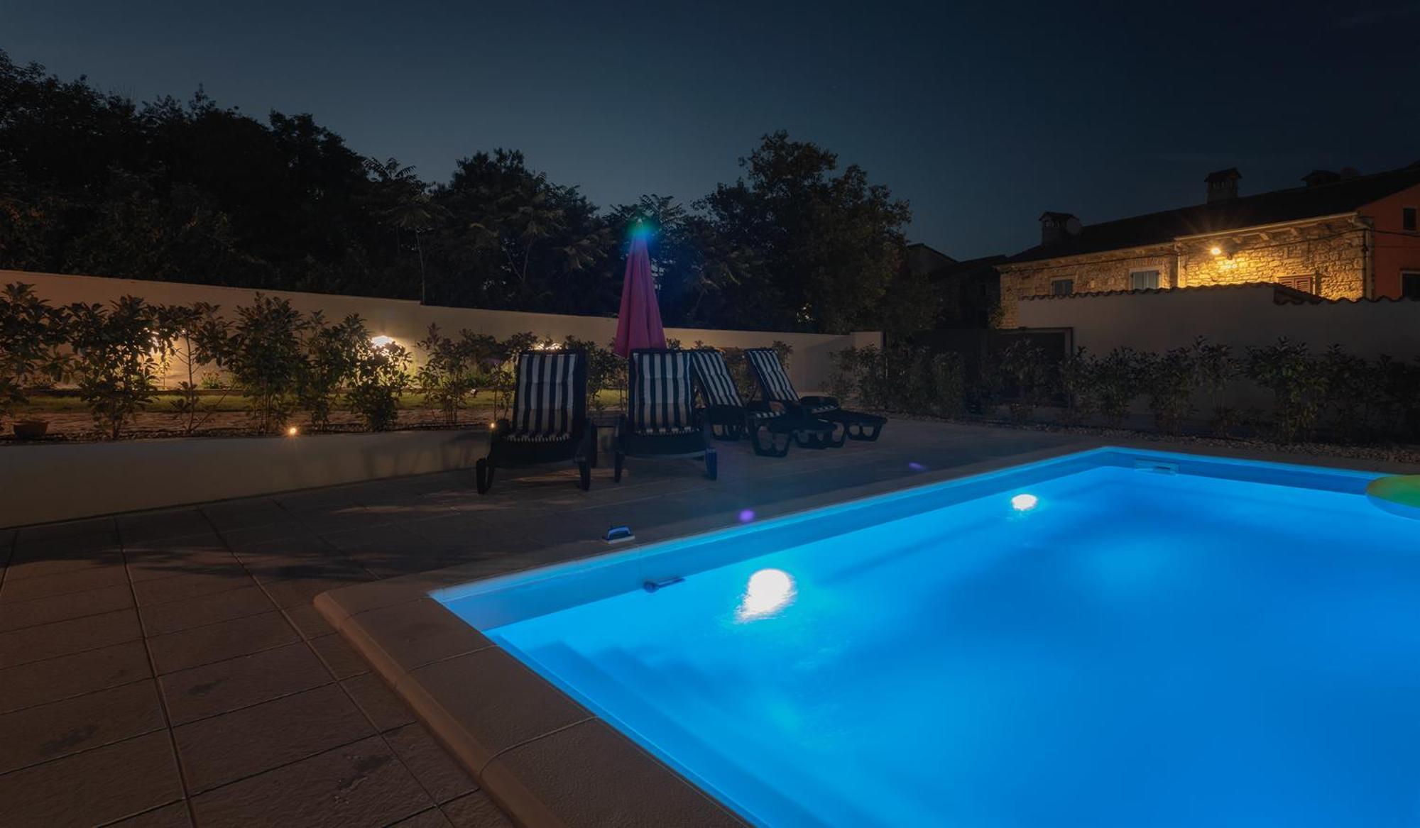 Holiday Home Volta Rakalj Kültér fotó